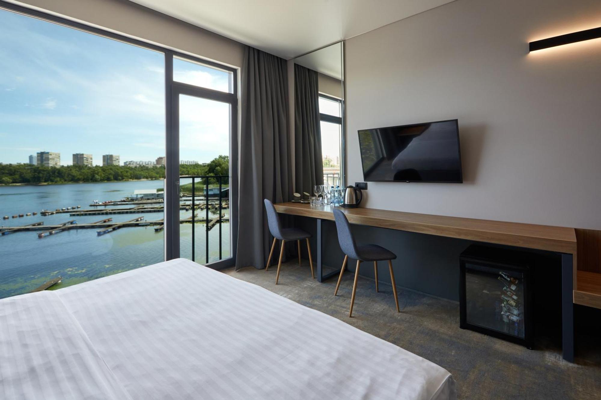 Hotel Fregat Kiev Dış mekan fotoğraf